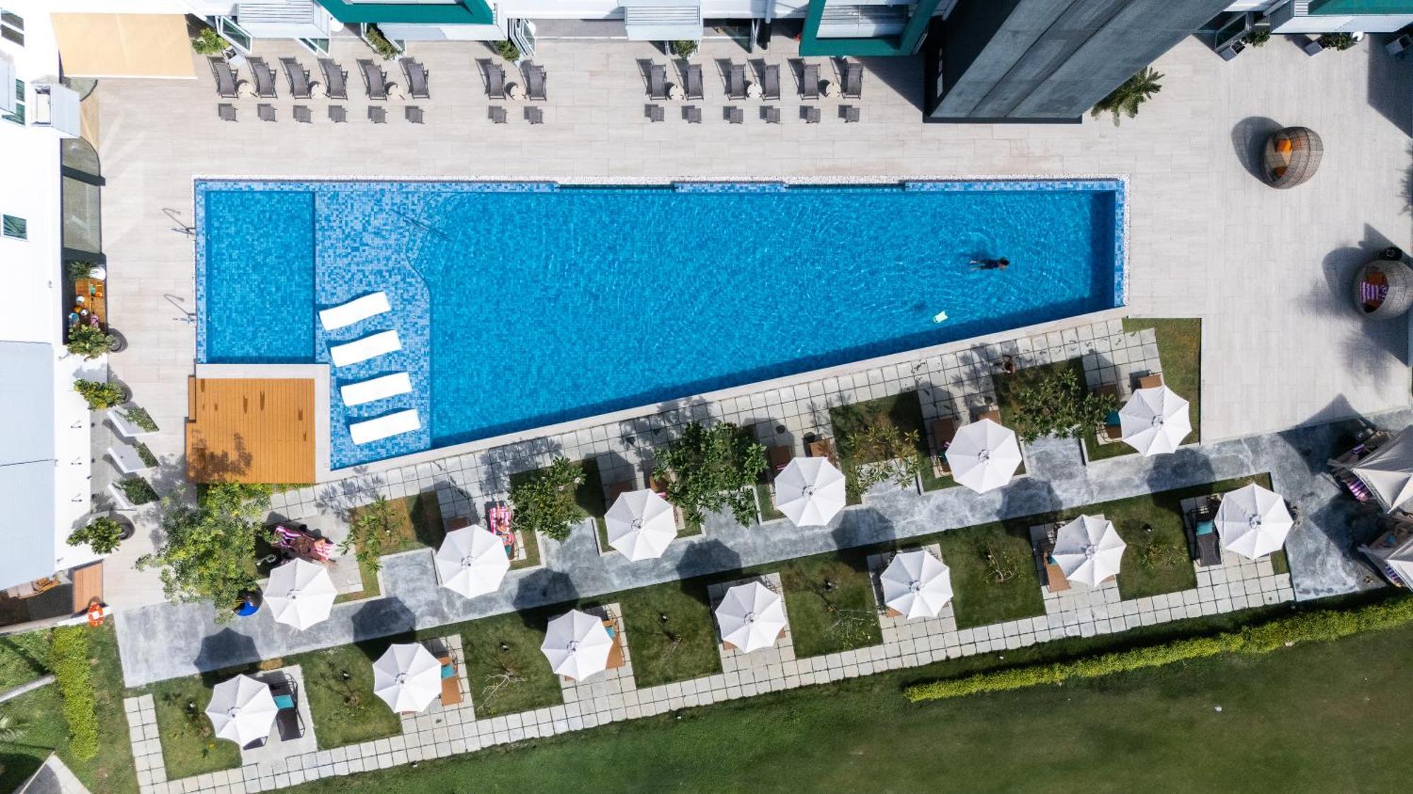 The Bayou Hotel Langkawi Pantai Cenang  Bagian luar foto